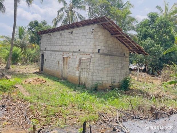 House in Ratnapura - thunkama, embilipitiya.