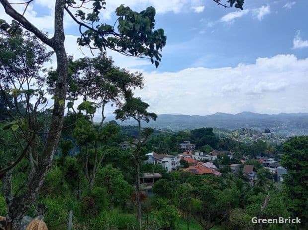 Land in Kandy - Mount Pleasent Garden Herassagala Kandy