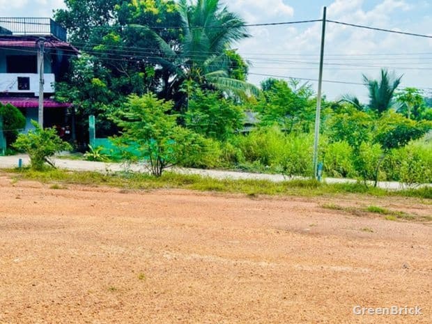 Land in Hambantota - Kahathuduwa Diyakada