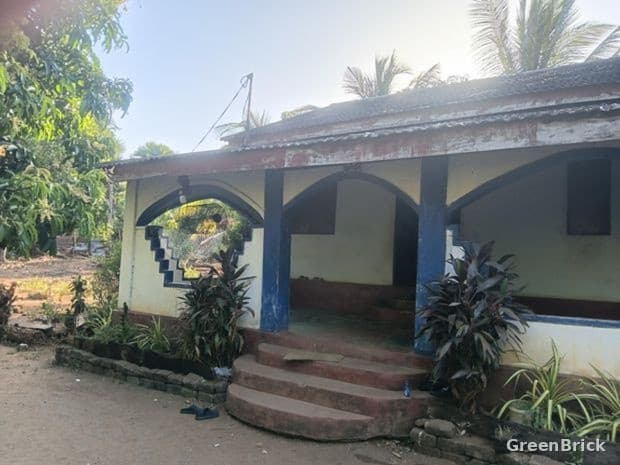 House in Trincomalee - Kanniya, Trincomalee