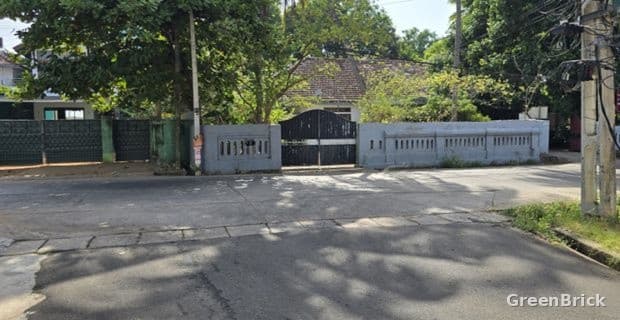 House in Batticaloa - Puliyantivu, Batticaloa