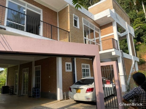 Apartment in Kandy - No 15\48, 2nd Lane, Dhammadassi Mawatha, Kandy.