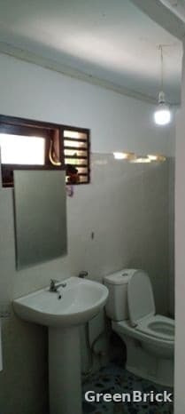 House in Ratnapura - Weeramalyaya, Hidellana, Ratnapura