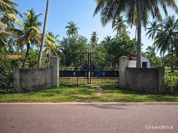 Land in Puttalam - Bowalawatte, Waikkal.