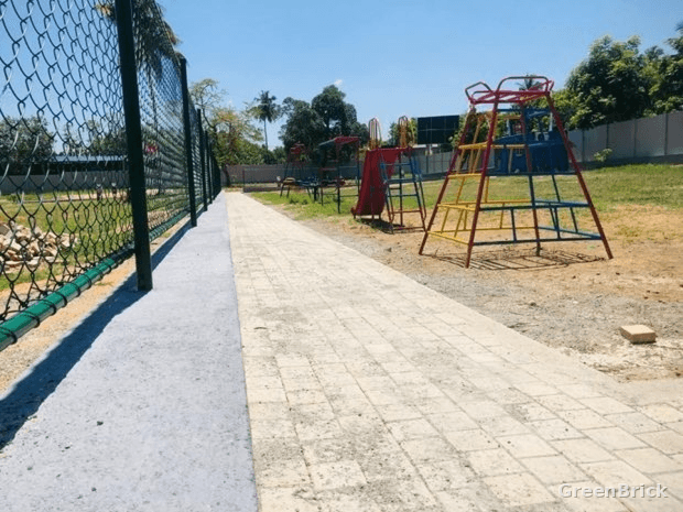 Land in Kurunegala - Malkaduwa, Kurunegala