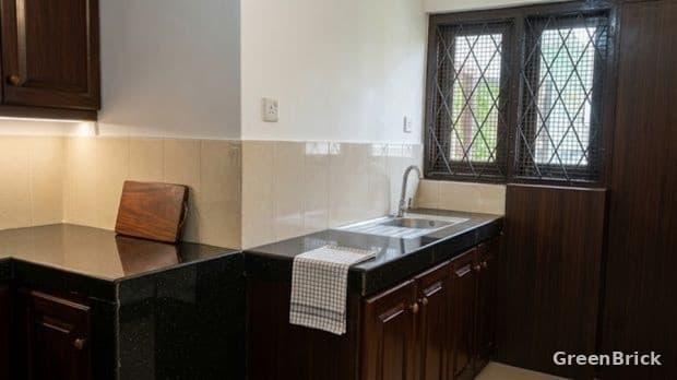 House in Colombo 06 - Dharmarama Road Colombo Walking Distance to Havelock City