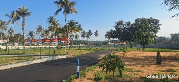 Land in Kurunegala - Malkaduwa, Kurunegala