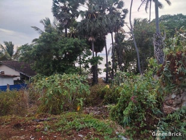 Land in Trincomalee - Makkulootru, Trincomalee