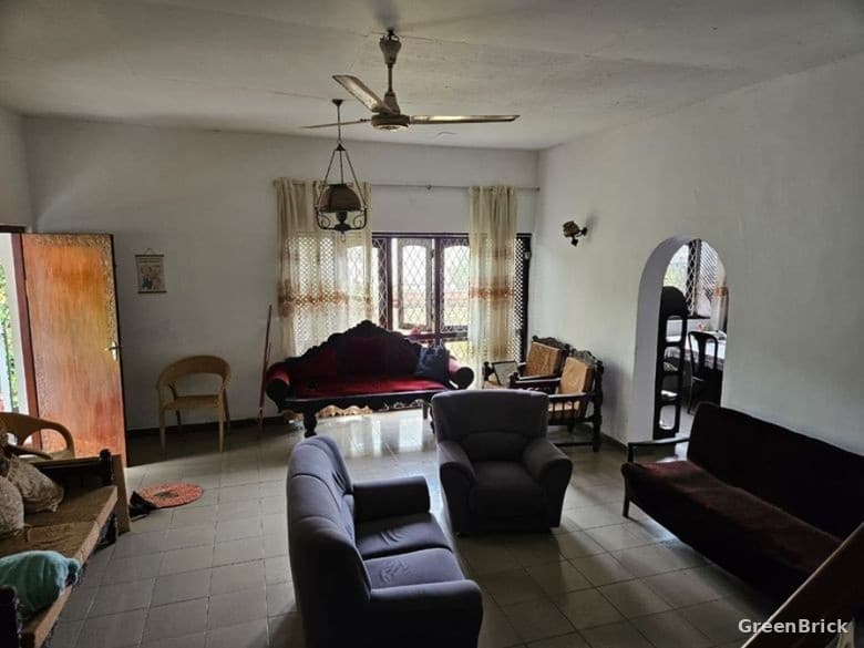 House in Ratnapura - Weeragodawatta, Hidellana, Rathnapura